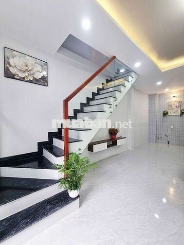 Q12 NGUYỄN thị kiểu lê văn Khương hẻm xe hơi đậu cửa nhà Tiện ích