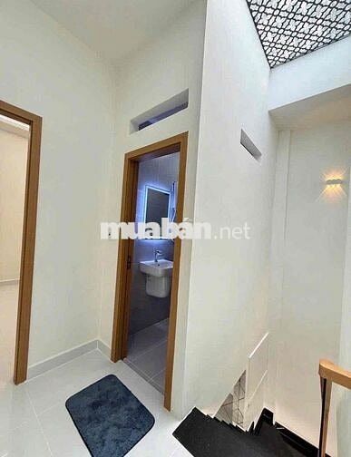 Hẻm 6m TÂN HƯƠNG, 2 Tấm, 4 x 18m, 3 Phòng Ngủ, 3 wc