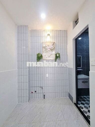 Q12 NGUYỄN thị kiểu lê văn Khương hẻm xe hơi đậu cửa nhà Tiện ích
