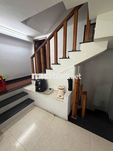 Cho thuê nhà nguyên căn, 3PN - 4WC,có thể làm 4PN or mở Spa hay kd nhỏ