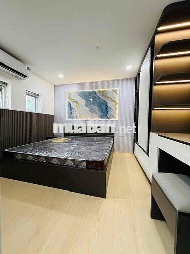 Cho thuê căn 1PN tách bếp - Phan Đăng Lưu- Giáp PN, Q1