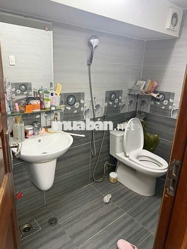 Cho thuê nhà nguyên căn, 3PN - 4WC,có thể làm 4PN or mở Spa hay kd nhỏ