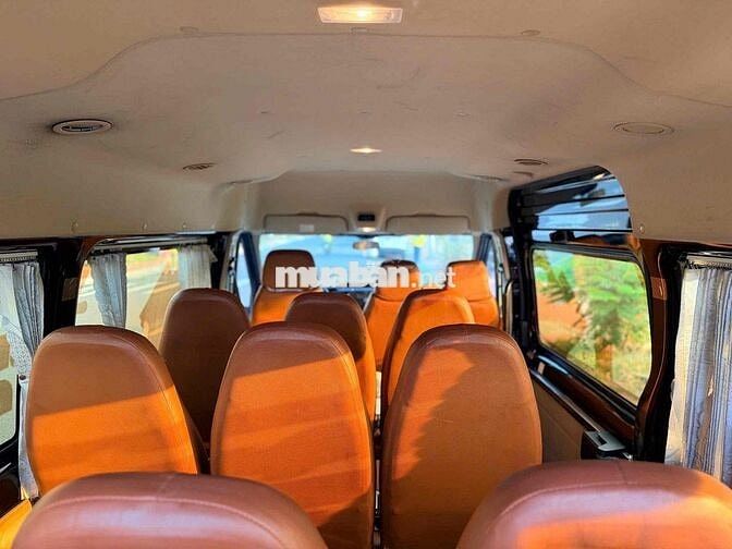 Ford Transit 2020 16 chỗ Đen biển Trắng 1 chủ