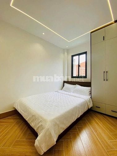 Nhà vuông vức DT 56m2 Hoàng Bật Đạt P15 Q. Tân Bình giá 3tỷ200tr, đang