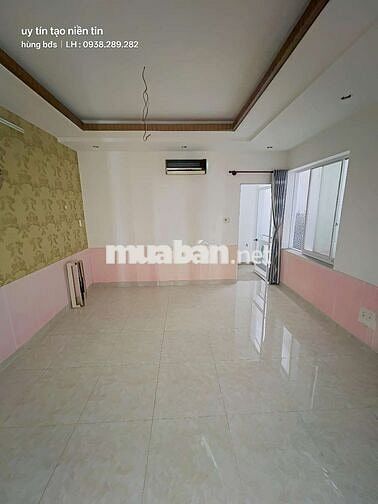 cho thuê nhà 3 lầu hẻm thông xe hơi 435/ lê văn thọ Gò Vấp 4.2x16 m