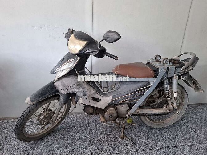 Xe kéo đồ Suzuki Revo Đen