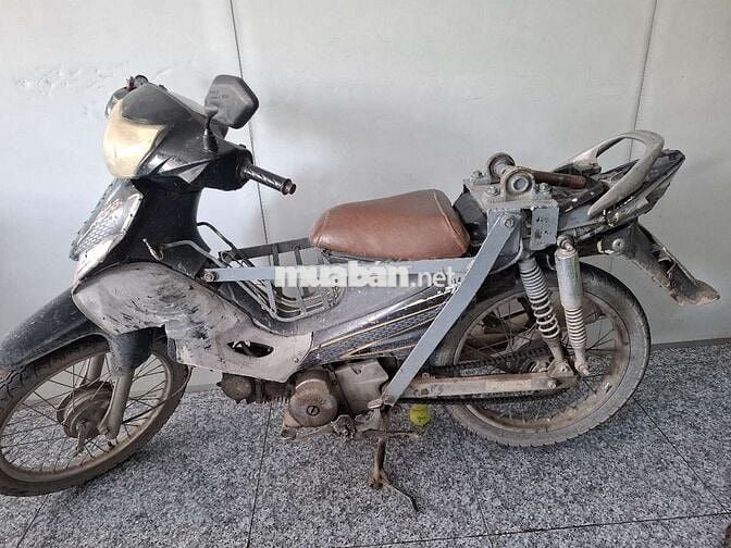Xe kéo đồ Suzuki Revo Đen