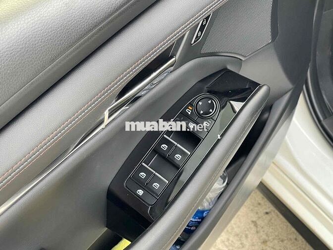 Mazda 3 Luxury 1.5 AT sản xuất 2024 siêu lướt