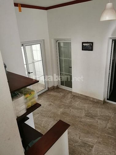 Cho thuê nhà biệt thự mặt phố Bắc Cầu