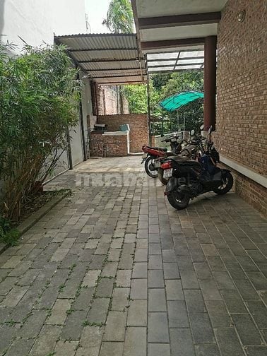 Cho thuê nhà biệt thự mặt phố Bắc Cầu