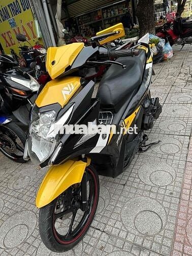 Yamaha Nouvo 6 Vàng đen Zin êm