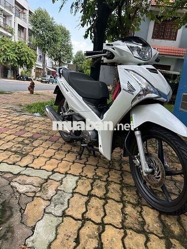 Honda Future 2022 Trắng Số Xăng