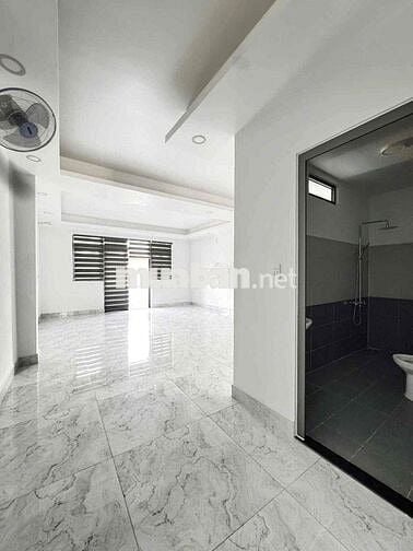 🔥5,5X20M 5 TẤM SUỐT - HẺM 8M KHUÔNG VIỆT - GẦN HÒA BÌNH, LẠC LONG QUÂN