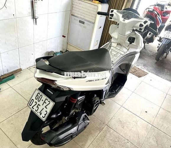 Honda Air Blade Trắng 2016 đẹp lung linh !