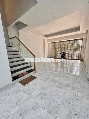🔥5,5X20M 5 TẤM SUỐT - HẺM 8M KHUÔNG VIỆT - GẦN HÒA BÌNH, LẠC LONG QUÂN