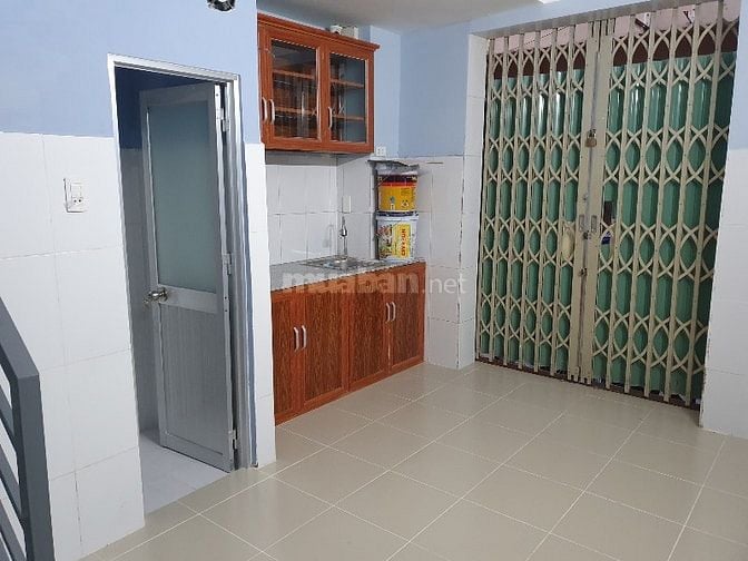 Nguyên căn QTB, DT17m2, DTSD 84m2, trệt, 4lầu, 3WC