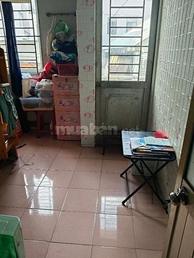 Trần Hưng Đạo, P.1, Q.5, dt: 3 x 10m, 3 tầng, giá 4 tỷ 650.