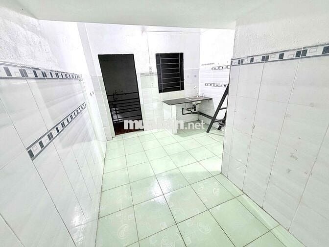 Nhà trọ 1 mặt yên tĩnh, giá rẻ, ngay chợ, Vincom Dĩ An