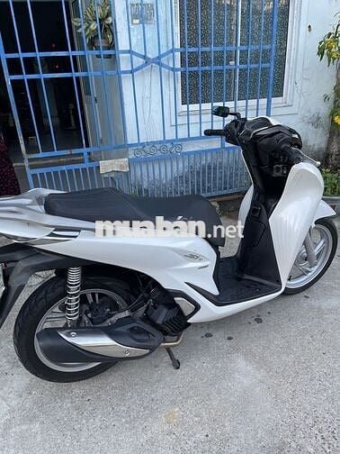 Dư xe cần bán Honda SH 160 2024 Trắng 17000 km
