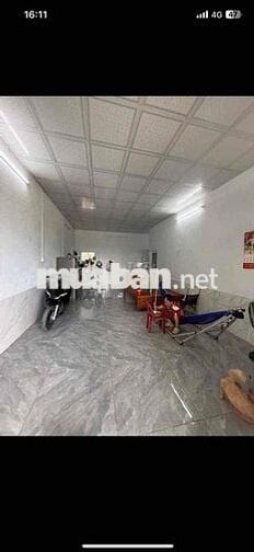 NHÀ TL57. GẦN CHỢ ĐƯỜNG.  CẤP 4 : 2PN. ĐƯỜNG XE HƠI