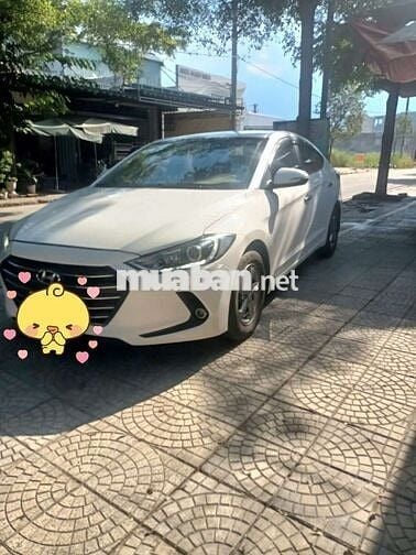 Hyundai Elantra 2017 Số sàn Trắng