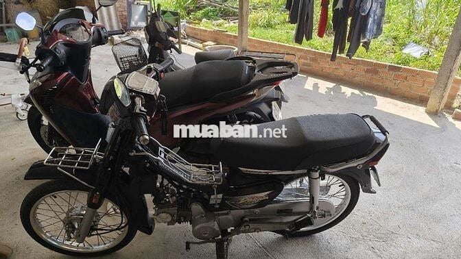 Honda Dream Thái Đen
