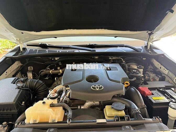 Toyota Fortuner 2017 Dầu Số sàn Trắng