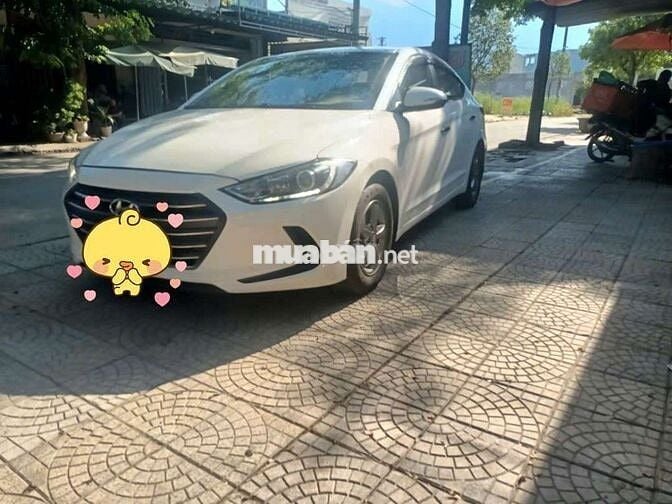 Hyundai Elantra 2017 Số sàn Trắng