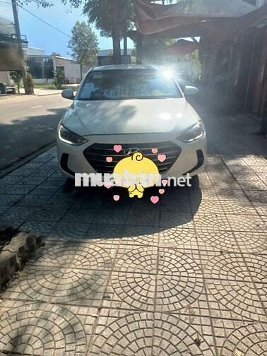 Hyundai Elantra 2017 Số sàn Trắng