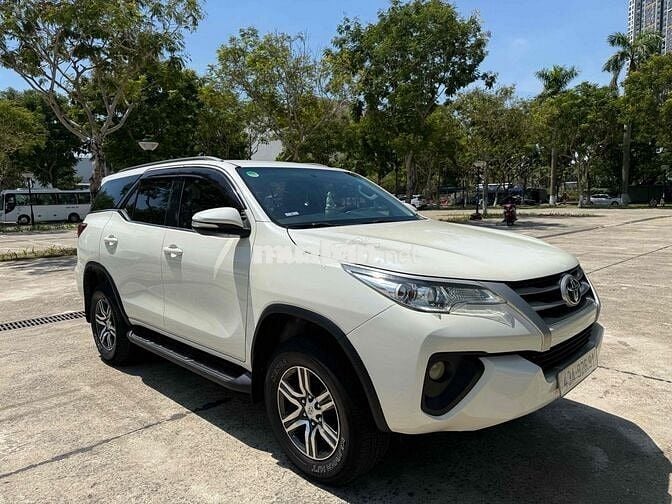 Toyota Fortuner 2017 Dầu Số sàn Trắng