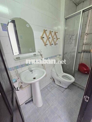 CHO THUÊ STUDIO GIÁ RẺ GIÁP Q1-Q5-Q10-KHU BỜ KÈ-LÊ VĂN SỸ TRUNG TÂM
