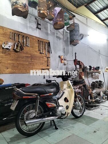 Honda Dream Nâu, Kem Xăng