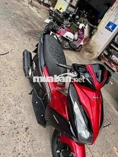 🟡🟡 AB 125 Đỏ đen đký 2015 xe đẹp có trả góp