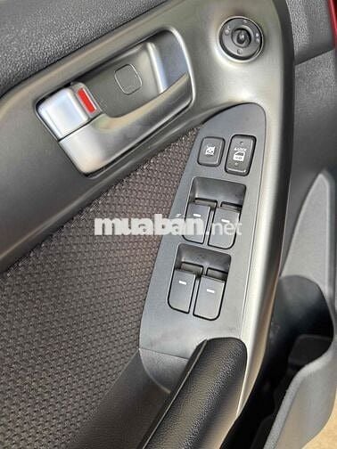 Kia Forte 2010 Số sàn màu Đỏ