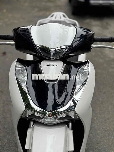 Honda SH 160i ABS 2025 Trắng đen spoty bstp 9 chủ
