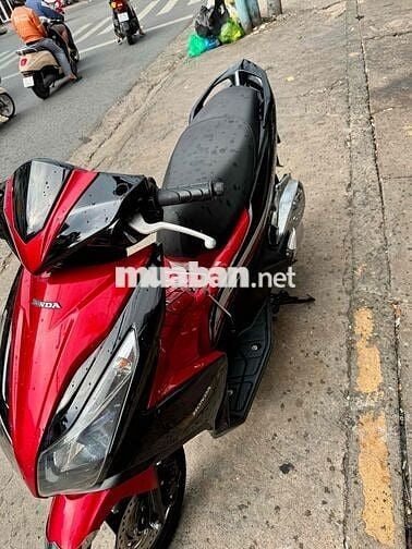 🟡🟡 AB 125 Đỏ đen đký 2015 xe đẹp có trả góp