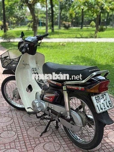 Honda Super Dream Thái Lan bs 60