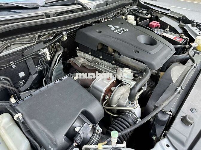 Mitsubishi Triton GLS 2020MT 2.4 mivec 4x2