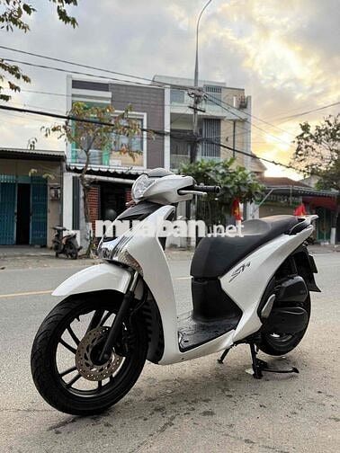 SH 150 2014 Trắng B.số 43 Góp trả trước 6tr