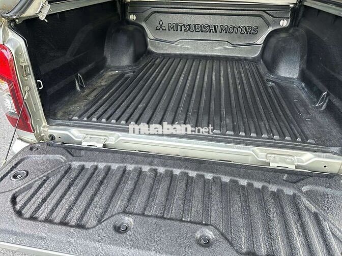 Mitsubishi Triton GLS 2020MT 2.4 mivec 4x2