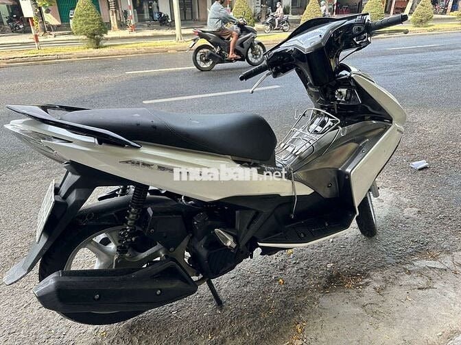 Honda Air Blade 2014 Trắng đen
