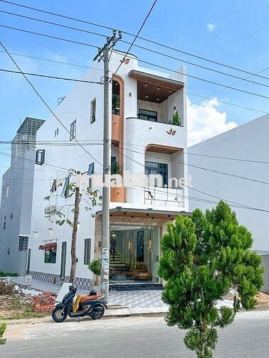 NẮM CHỦ BÁN NHÀ 3 TẦNG ĐƯỜNG D1  KHU HỒNG LOAN 6A