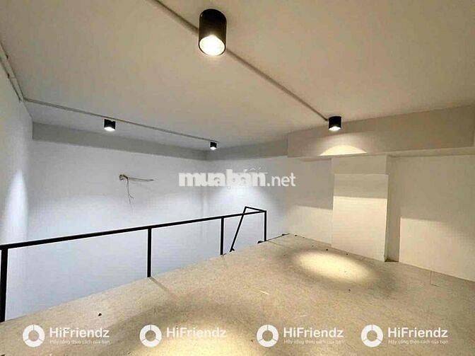 PHÒNG FULL NỘI THẤT GÁC CAO KẾ BÊN ĐẦM SEN VÀ ĐẠI HỌC VĂN HIẾN