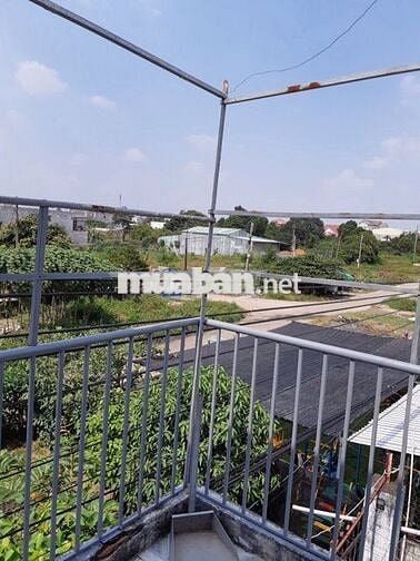 CHO THUE PHÒNG TRỌ MĂT TIỀN -LỘ GIỚI 30m - đậu xe ô tô trước nhà