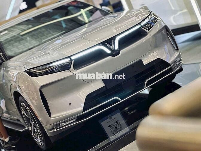 VinFast VF9 SUV 7 chỗ Trắng, mới 100%, SIÊU ƯU ĐÃI