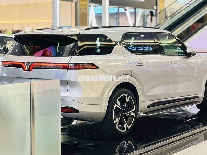 VinFast VF9 SUV 7 chỗ Trắng, mới 100%, SIÊU ƯU ĐÃI