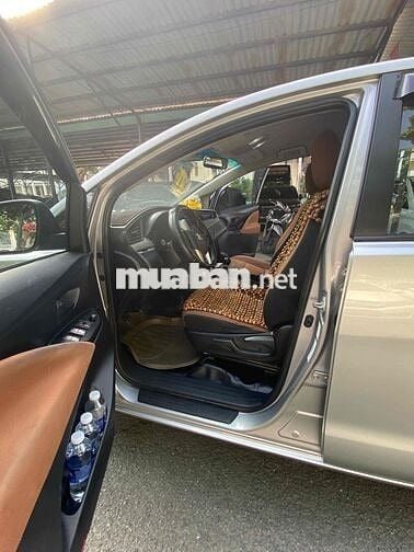 Toyota Innova 2016 Bạc 8 chỗ Xăng số sàn
