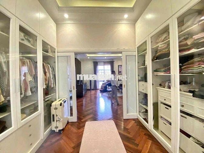 CHO THUÊ BIỆT THỤ MỚI FULL NỘI THẤT- CÓ THANG MÁY