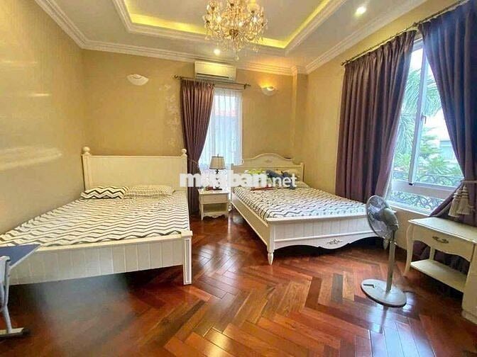 CHO THUÊ BIỆT THỤ MỚI FULL NỘI THẤT- CÓ THANG MÁY
