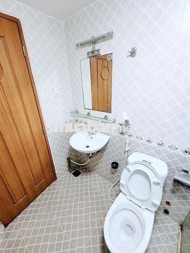 CHO THUÊ CHDV 2PN - BAN CÔNG FULL NỘI THẤT RỘNG 55m2 NGAY TRUNG TÂM BT